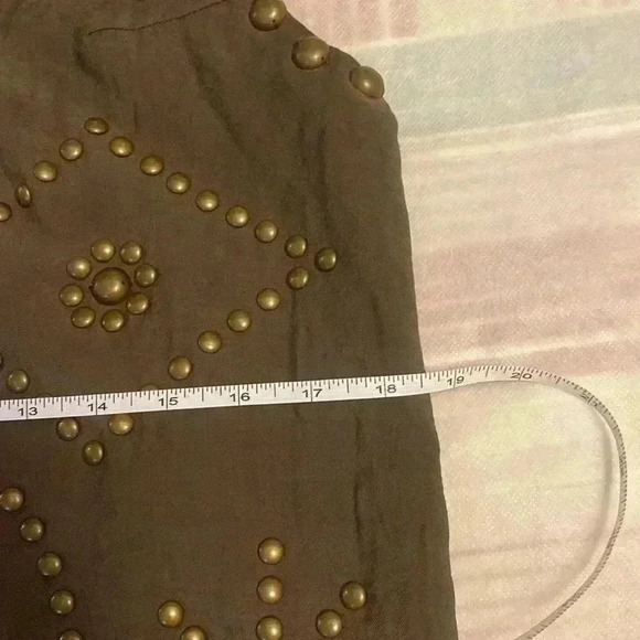 Long size No sleeve summer blouse olive 🫒 color  Perfect condition - Picture 5 of 5